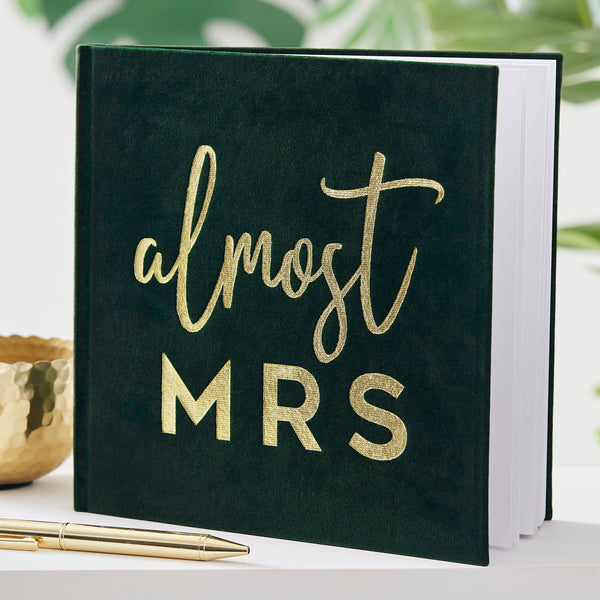 Luxury Green velvet and Gold Foiled hen party guestbook, perfect for bridal showers and hen parties, the book has 32 blank pages for guests to write their messages on and afterwards add in some photos and mementos of that special time