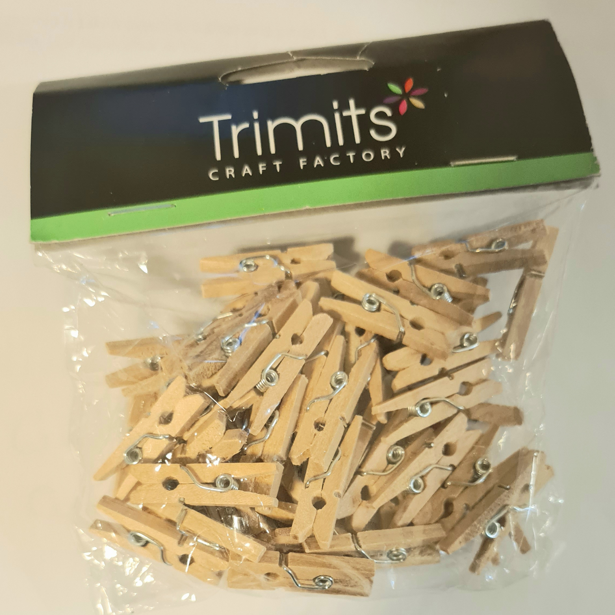 Wooden craft mini clothes pegs, 45 per pack, 25mm long - ideal for making table plans and place settings and decorating gifts